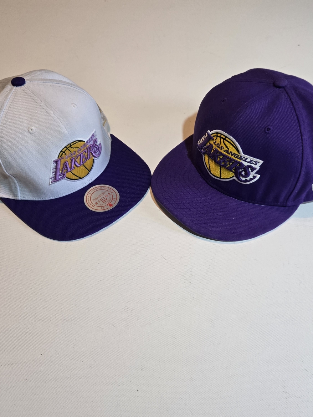 Mitchell & Ness Los Angeles Lakers 2010 NBA Champions Snapback Hat & New Era...